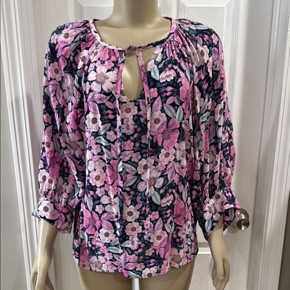 KAREN KANE PINK FLORAL PRINT TIE NECK DOLMAN BLOUSE. - Picture 1 of 9
